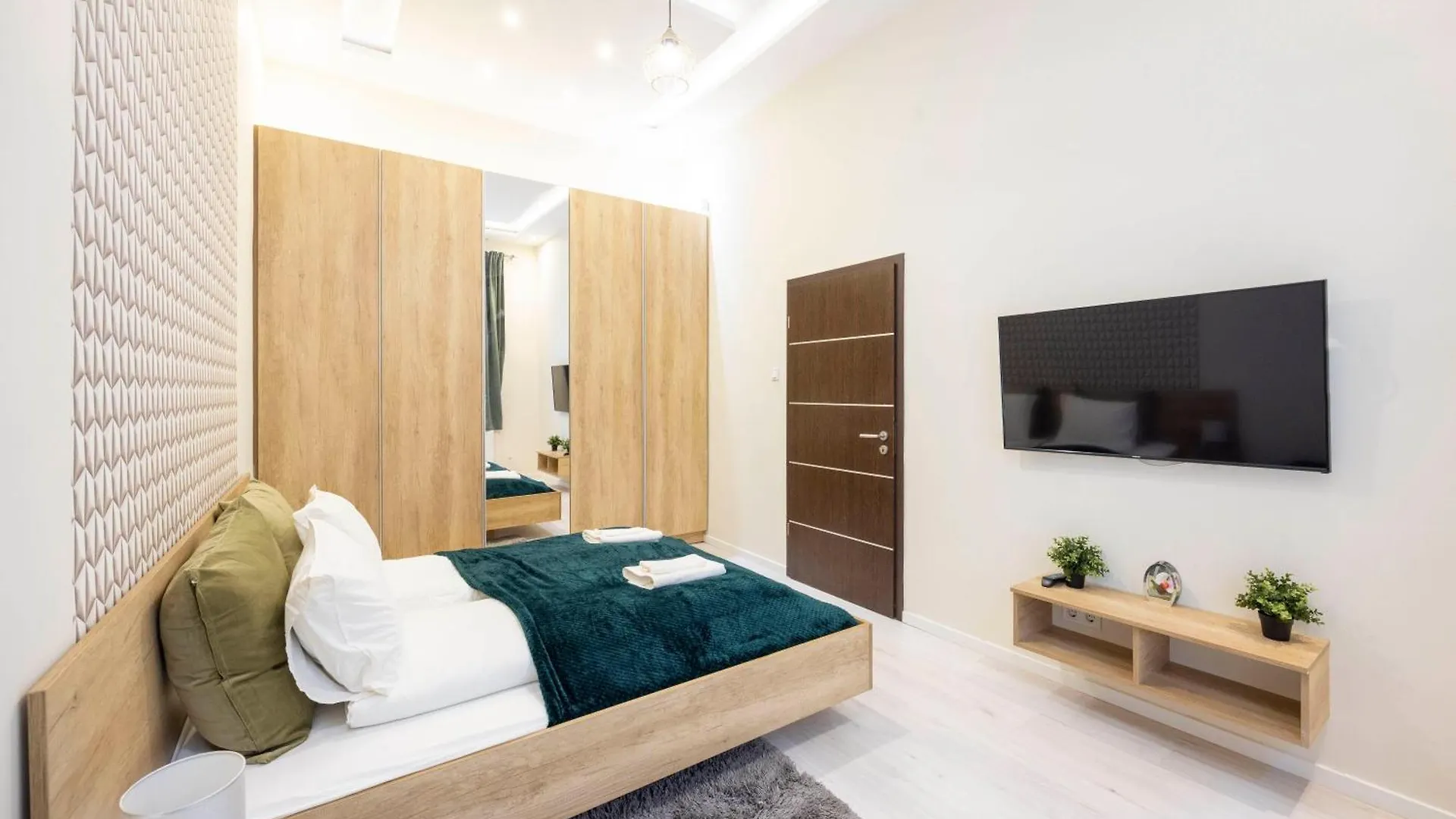 Апартаменты Luxury Downtown Dream Home By Prestige Homes Будапешт Венгрия