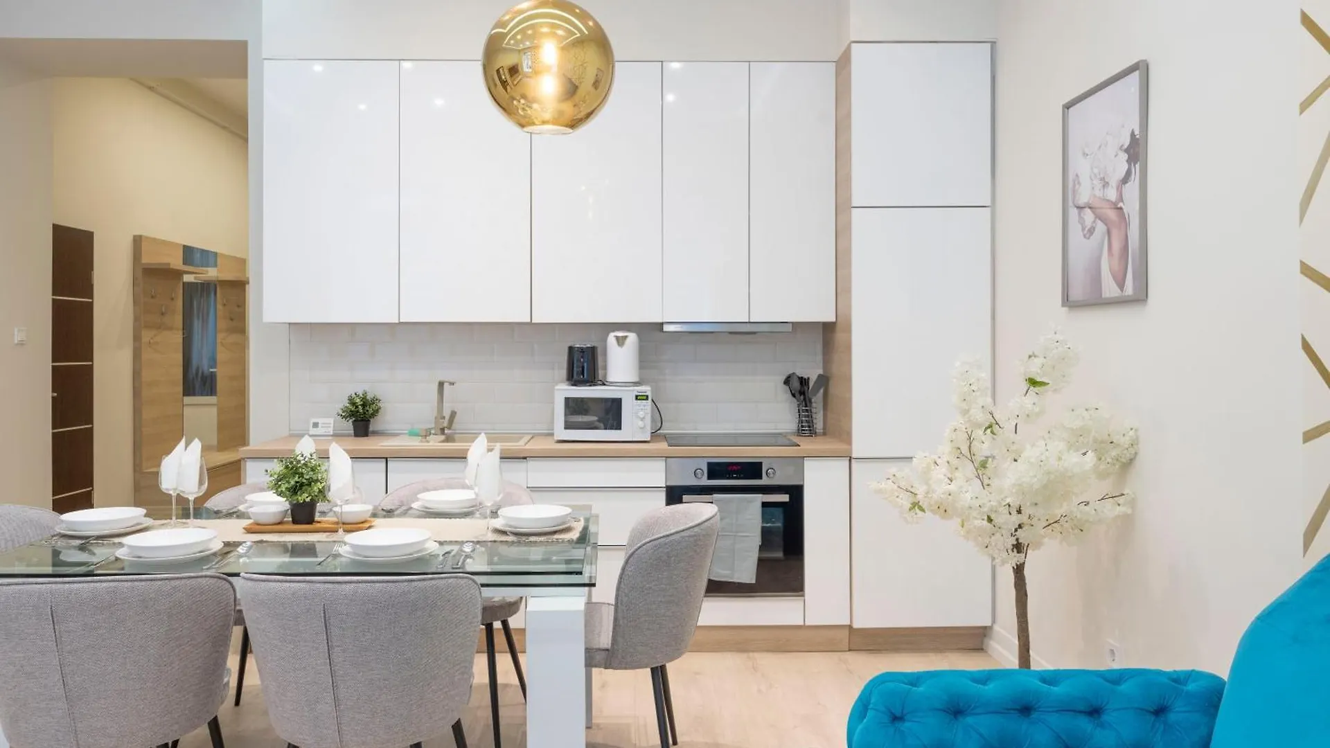 Luxury Downtown Dream Home By Prestige Homes Budapeşte